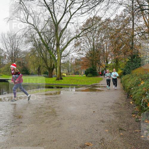 07.12.2025 - St. Pauli X-Mass-Run No. 15 Michael Burmester http://msf.ph/oto/9426928 07.12.2025 11:00:41 Laufen  meine-sportfotos.de