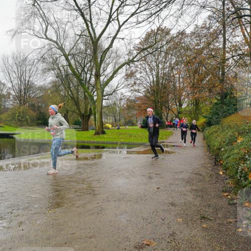 07.12.2025 - St. Pauli X-Mass-Run No. 15 Michael Burmester http://msf.ph/oto/9426941 07.12.2025 11:01:05 Laufen  meine-sportfotos.de