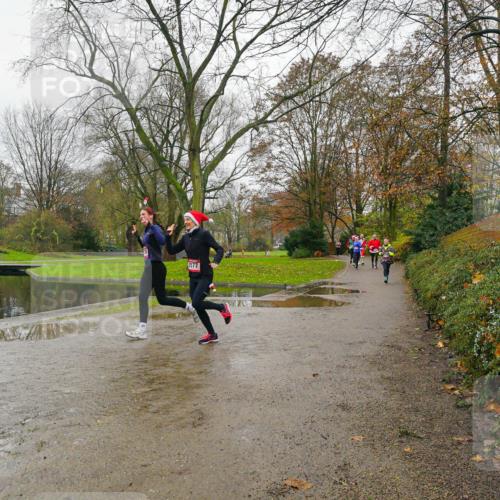 07.12.2025 - St. Pauli X-Mass-Run No. 15 Michael Burmester http://msf.ph/oto/9426943 07.12.2025 11:01:08 Laufen 2577 meine-sportfotos.de