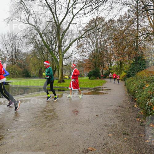 07.12.2025 - St. Pauli X-Mass-Run No. 15 Michael Burmester http://msf.ph/oto/9426946 07.12.2025 11:01:15 Laufen  meine-sportfotos.de