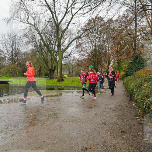 07.12.2025 - St. Pauli X-Mass-Run No. 15 Michael Burmester http://msf.ph/oto/9426952 07.12.2025 11:01:35 Laufen  meine-sportfotos.de