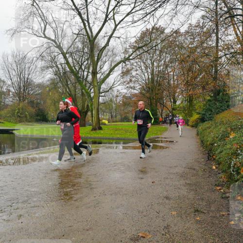 07.12.2025 - St. Pauli X-Mass-Run No. 15 Michael Burmester http://msf.ph/oto/9426963 07.12.2025 11:01:48 Laufen 3324 meine-sportfotos.de