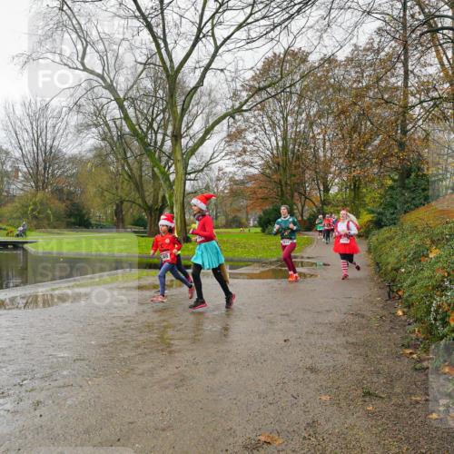07.12.2025 - St. Pauli X-Mass-Run No. 15 Michael Burmester http://msf.ph/oto/9426994 07.12.2025 11:02:48 Laufen  meine-sportfotos.de
