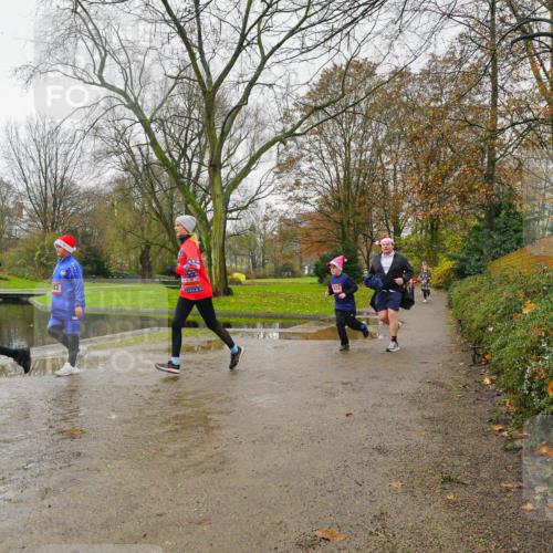07.12.2025 - St. Pauli X-Mass-Run No. 15 Michael Burmester http://msf.ph/oto/9427032 07.12.2025 11:03:57 Laufen 858 meine-sportfotos.de