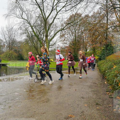07.12.2025 - St. Pauli X-Mass-Run No. 15 Michael Burmester http://msf.ph/oto/9427035 07.12.2025 11:04:05 Laufen  meine-sportfotos.de
