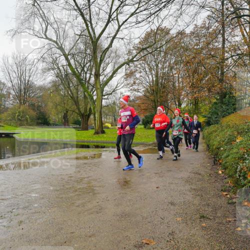 07.12.2025 - St. Pauli X-Mass-Run No. 15 Michael Burmester http://msf.ph/oto/9427037 07.12.2025 11:04:09 Laufen 2234 meine-sportfotos.de