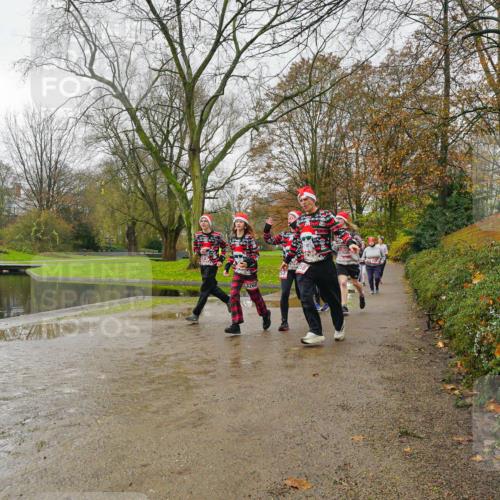 07.12.2025 - St. Pauli X-Mass-Run No. 15 Michael Burmester http://msf.ph/oto/9427046 07.12.2025 11:04:25 Laufen 3260 meine-sportfotos.de