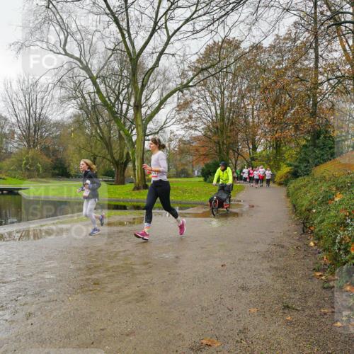 07.12.2025 - St. Pauli X-Mass-Run No. 15 Michael Burmester http://msf.ph/oto/9427051 07.12.2025 11:04:30 Laufen  meine-sportfotos.de