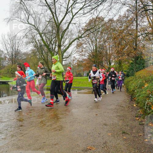 07.12.2025 - St. Pauli X-Mass-Run No. 15 Michael Burmester http://msf.ph/oto/9427074 07.12.2025 11:05:01 Laufen 352, 2265 meine-sportfotos.de