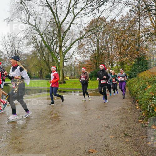 07.12.2025 - St. Pauli X-Mass-Run No. 15 Michael Burmester http://msf.ph/oto/9427076 07.12.2025 11:05:03 Laufen 3074, 2037, 2244 meine-sportfotos.de