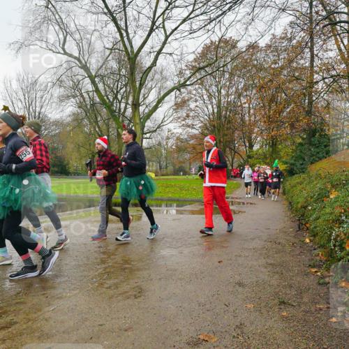 07.12.2025 - St. Pauli X-Mass-Run No. 15 Michael Burmester http://msf.ph/oto/9427100 07.12.2025 11:05:31 Laufen 255, 2161 meine-sportfotos.de