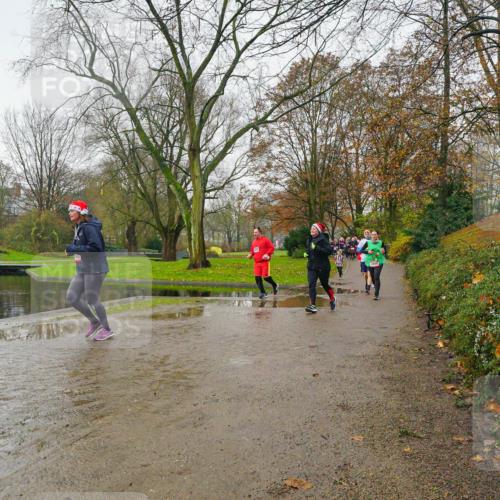 07.12.2025 - St. Pauli X-Mass-Run No. 15 Michael Burmester http://msf.ph/oto/9427107 07.12.2025 11:05:46 Laufen  meine-sportfotos.de