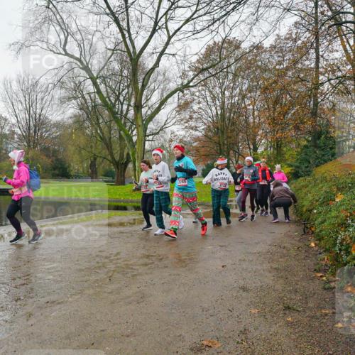 07.12.2025 - St. Pauli X-Mass-Run No. 15 Michael Burmester http://msf.ph/oto/9427117 07.12.2025 11:06:04 Laufen 146, 2285, 3144, 1732 meine-sportfotos.de
