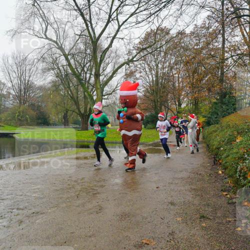07.12.2025 - St. Pauli X-Mass-Run No. 15 Michael Burmester http://msf.ph/oto/9427131 07.12.2025 11:06:21 Laufen 2572 meine-sportfotos.de