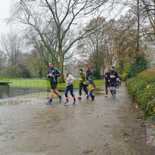 07.12.2025 - St. Pauli X-Mass-Run No. 15 Michael Burmester http://msf.ph/oto/9427183 07.12.2025 11:07:32 Laufen 2710, 373 meine-sportfotos.de