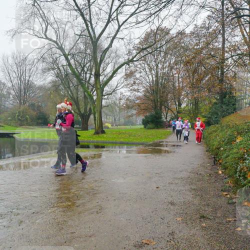 07.12.2025 - St. Pauli X-Mass-Run No. 15 Michael Burmester http://msf.ph/oto/9427220 07.12.2025 11:08:42 Laufen  meine-sportfotos.de