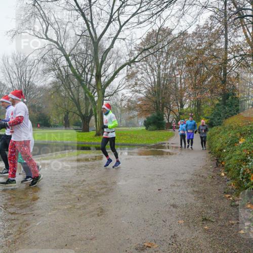 07.12.2025 - St. Pauli X-Mass-Run No. 15 Michael Burmester http://msf.ph/oto/9427223 07.12.2025 11:08:50 Laufen  meine-sportfotos.de