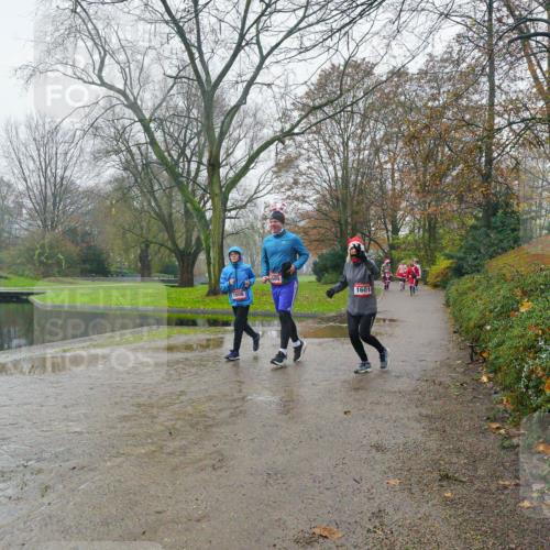 07.12.2025 - St. Pauli X-Mass-Run No. 15 Michael Burmester http://msf.ph/oto/9427224 07.12.2025 11:08:53 Laufen 1606, 1605, 1601 meine-sportfotos.de