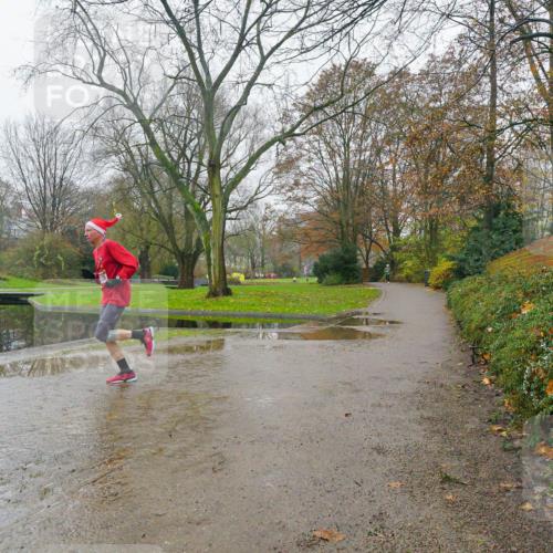 07.12.2025 - St. Pauli X-Mass-Run No. 15 Michael Burmester http://msf.ph/oto/9427262 07.12.2025 11:17:12 Laufen  meine-sportfotos.de