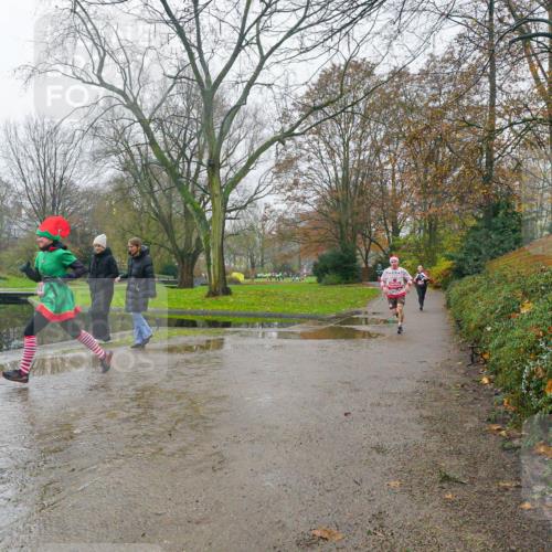 07.12.2025 - St. Pauli X-Mass-Run No. 15 Michael Burmester http://msf.ph/oto/9427282 07.12.2025 11:19:09 Laufen  meine-sportfotos.de