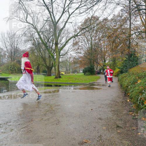 07.12.2025 - St. Pauli X-Mass-Run No. 15 Michael Burmester http://msf.ph/oto/9427288 07.12.2025 11:20:07 Laufen  meine-sportfotos.de