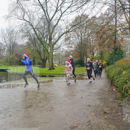 07.12.2025 - St. Pauli X-Mass-Run No. 15 Michael Burmester http://msf.ph/oto/9427330 07.12.2025 11:21:25 Laufen  meine-sportfotos.de