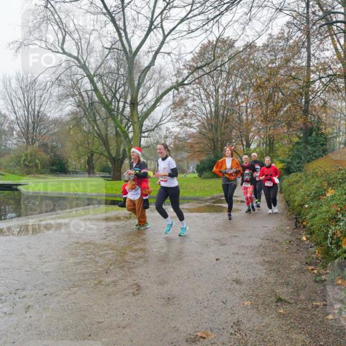 07.12.2025 - St. Pauli X-Mass-Run No. 15 Michael Burmester http://msf.ph/oto/9427339 07.12.2025 11:21:32 Laufen  meine-sportfotos.de