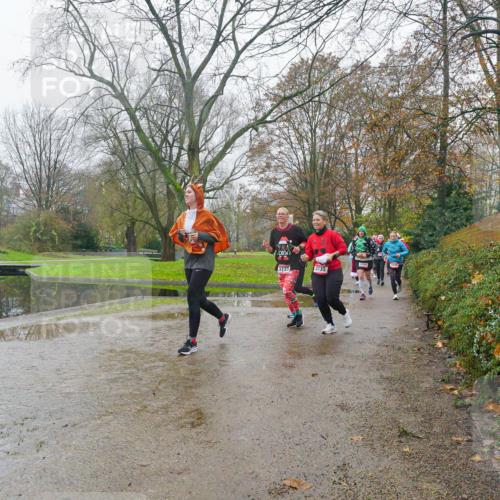 07.12.2025 - St. Pauli X-Mass-Run No. 15 Michael Burmester http://msf.ph/oto/9427343 07.12.2025 11:21:34 Laufen 3733, 3735, 3204 meine-sportfotos.de