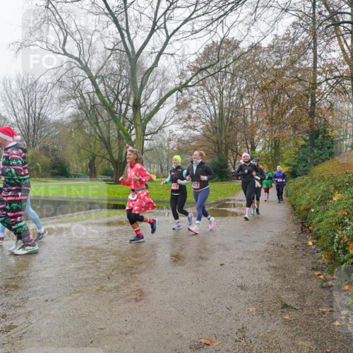 07.12.2025 - St. Pauli X-Mass-Run No. 15 Michael Burmester http://msf.ph/oto/9427357 07.12.2025 11:21:41 Laufen 1922, 1923 meine-sportfotos.de