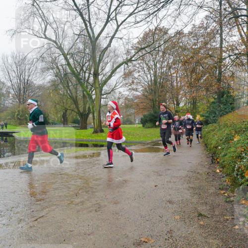 07.12.2025 - St. Pauli X-Mass-Run No. 15 Michael Burmester http://msf.ph/oto/9427378 07.12.2025 11:22:00 Laufen 2031 meine-sportfotos.de