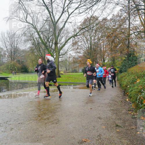 07.12.2025 - St. Pauli X-Mass-Run No. 15 Michael Burmester http://msf.ph/oto/9427381 07.12.2025 11:22:03 Laufen 1032, 3508 meine-sportfotos.de