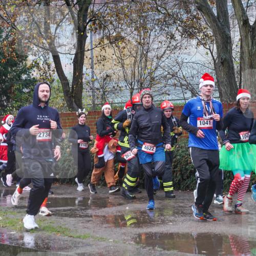 07.12.2025 - St. Pauli X-Mass-Run No. 15 Michael Burmester http://msf.ph/oto/9427398 07.12.2025 10:24:52 Laufen 1171, 2, 2734, 1167, 262, 4622, 1041, 1040, 273 meine-sportfotos.de