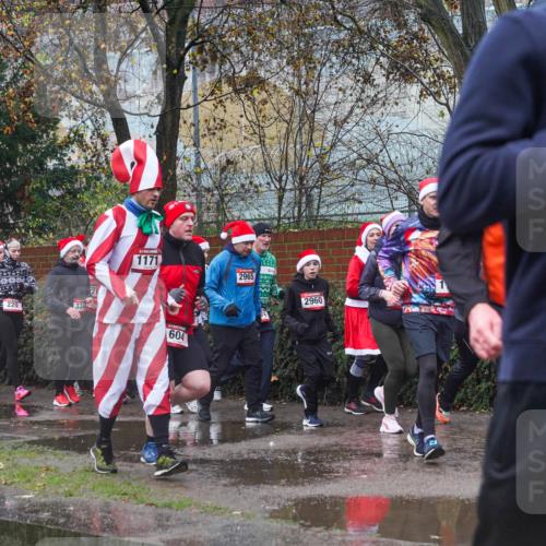 07.12.2025 - St. Pauli X-Mass-Run No. 15 Michael Burmester http://msf.ph/oto/9427404 07.12.2025 10:24:54 Laufen 220, 334, 21, 1171, 604, 2965, 2960, 273 meine-sportfotos.de