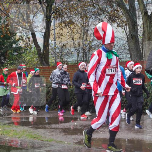 07.12.2025 - St. Pauli X-Mass-Run No. 15 Michael Burmester http://msf.ph/oto/9427413 07.12.2025 10:24:56 Laufen 2992, 300, 499, 908, 4863, 220, 334, 1171, 2960, 604 meine-sportfotos.de