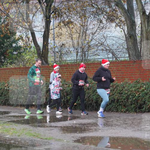 07.12.2025 - St. Pauli X-Mass-Run No. 15 Michael Burmester http://msf.ph/oto/9427478 07.12.2025 10:25:48 Laufen 764, 276, 3952 meine-sportfotos.de