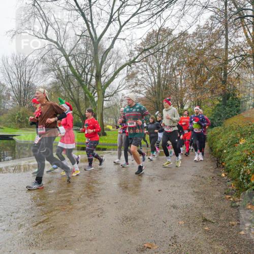 07.12.2025 - St. Pauli X-Mass-Run No. 15 Michael Burmester http://msf.ph/oto/9427481 07.12.2025 11:23:21 Laufen 999, 568, 3621 meine-sportfotos.de