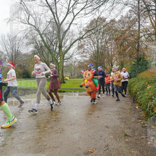 07.12.2025 - St. Pauli X-Mass-Run No. 15 Michael Burmester http://msf.ph/oto/9427527 07.12.2025 11:23:39 Laufen 188, 4600, 2435 meine-sportfotos.de
