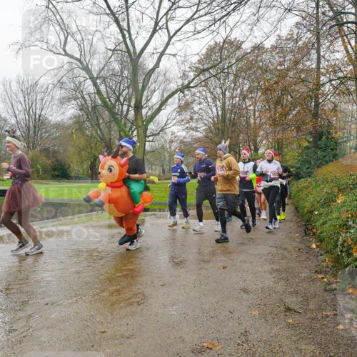 07.12.2025 - St. Pauli X-Mass-Run No. 15 Michael Burmester http://msf.ph/oto/9427529 07.12.2025 11:23:39 Laufen 88 meine-sportfotos.de