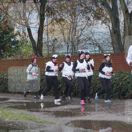 07.12.2025 - St. Pauli X-Mass-Run No. 15 Michael Burmester http://msf.ph/oto/9427530 07.12.2025 10:26:13 Laufen 1683, 1682, 890 meine-sportfotos.de