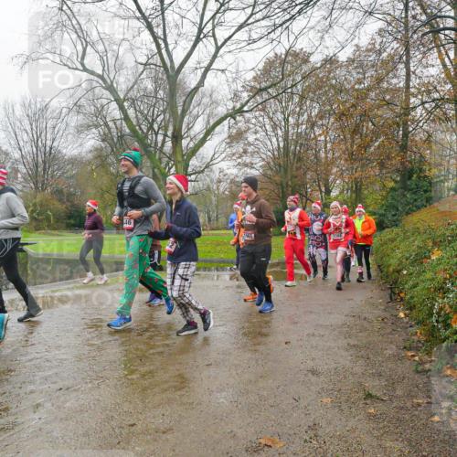 07.12.2025 - St. Pauli X-Mass-Run No. 15 Michael Burmester http://msf.ph/oto/9427549 07.12.2025 11:23:47 Laufen 46, 1965 meine-sportfotos.de