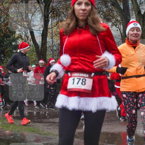 07.12.2025 - St. Pauli X-Mass-Run No. 15 Michael Burmester http://msf.ph/oto/9427561 07.12.2025 10:26:25 Laufen 214, 231, 46, 249, 879, 334, 153, 178, 310 meine-sportfotos.de