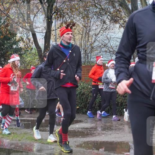 07.12.2025 - St. Pauli X-Mass-Run No. 15 Michael Burmester http://msf.ph/oto/9427574 07.12.2025 10:26:29 Laufen 479, 168, 577, 157, 2146, 2993, 2490 meine-sportfotos.de