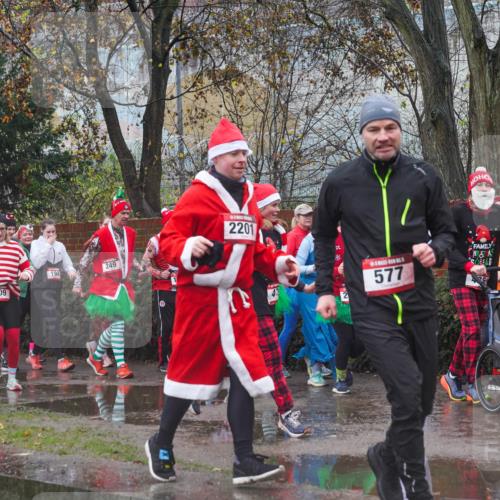 07.12.2025 - St. Pauli X-Mass-Run No. 15 Michael Burmester http://msf.ph/oto/9427588 07.12.2025 10:26:33 Laufen 309, 194, 249, 2201, 577, 1980 meine-sportfotos.de