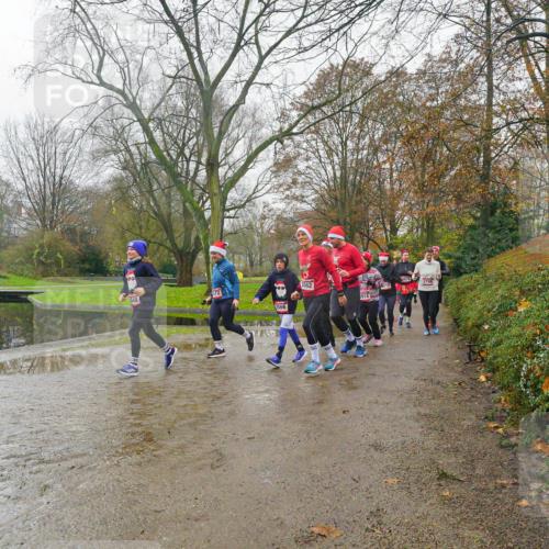 07.12.2025 - St. Pauli X-Mass-Run No. 15 Michael Burmester http://msf.ph/oto/9427596 07.12.2025 11:24:15 Laufen 572, 4566, 3562 meine-sportfotos.de