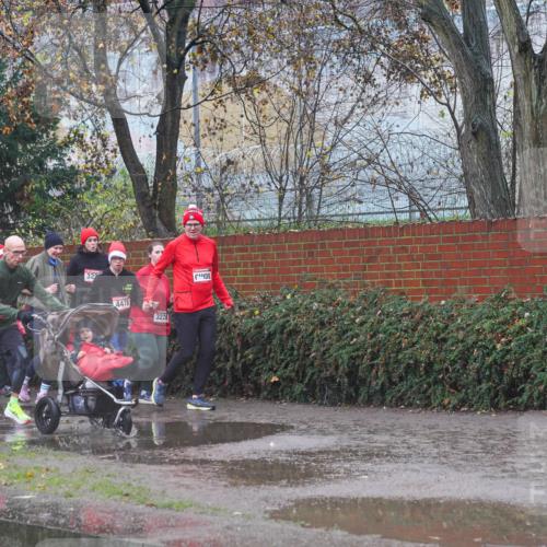 07.12.2025 - St. Pauli X-Mass-Run No. 15 Michael Burmester http://msf.ph/oto/9427609 07.12.2025 10:26:52 Laufen 2538, 322, 4478, 3228 meine-sportfotos.de