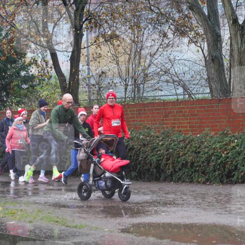 07.12.2025 - St. Pauli X-Mass-Run No. 15 Michael Burmester http://msf.ph/oto/9427611 07.12.2025 10:26:52 Laufen 2538, 29 meine-sportfotos.de