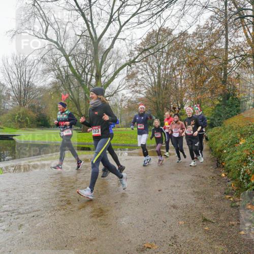 07.12.2025 - St. Pauli X-Mass-Run No. 15 Michael Burmester http://msf.ph/oto/9427632 07.12.2025 11:24:41 Laufen 146, 1523, 1881, 1882, 2441, 2436 meine-sportfotos.de