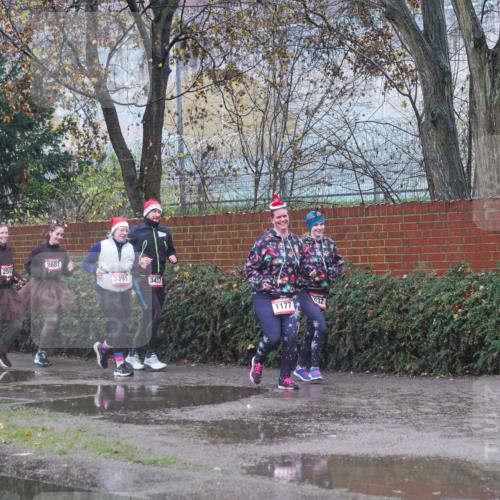 07.12.2025 - St. Pauli X-Mass-Run No. 15 Michael Burmester http://msf.ph/oto/9427634 07.12.2025 10:27:31 Laufen 2607, 259, 3391, 3437, 1177, 32 meine-sportfotos.de