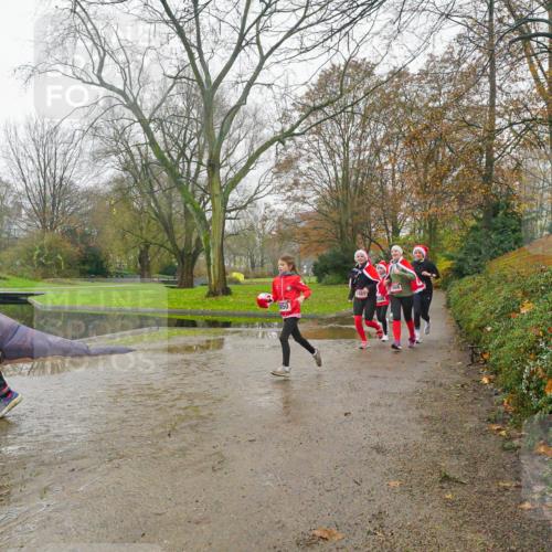 07.12.2025 - St. Pauli X-Mass-Run No. 15 Michael Burmester http://msf.ph/oto/9427645 07.12.2025 11:24:45 Laufen 950, 4961 meine-sportfotos.de