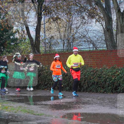07.12.2025 - St. Pauli X-Mass-Run No. 15 Michael Burmester http://msf.ph/oto/9427654 07.12.2025 10:28:30 Laufen 2664, 2721, 2719, 2727, 2665 meine-sportfotos.de
